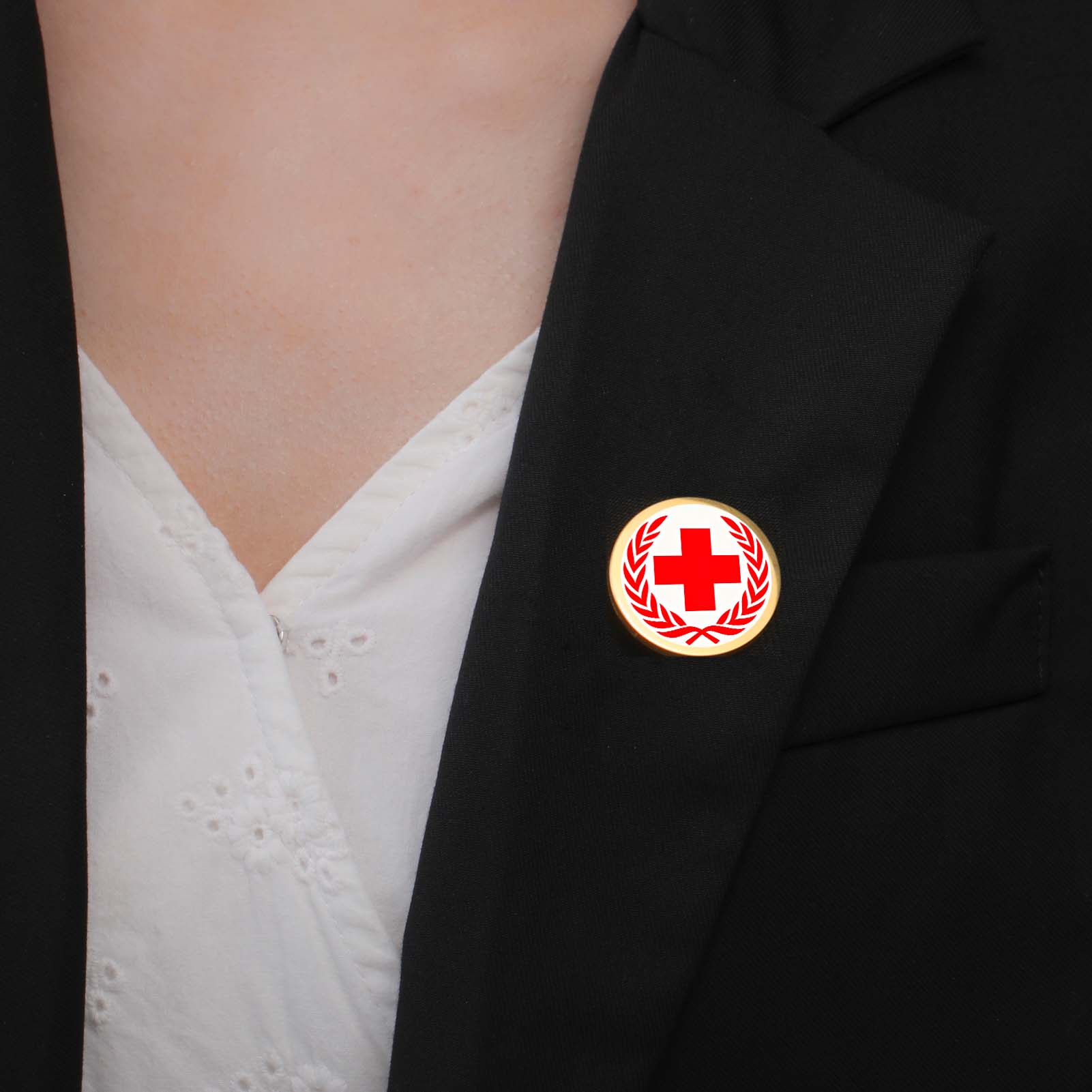 Print Demand Photo Tag Persona - Tuxedo Lapel Pin reseña y precio