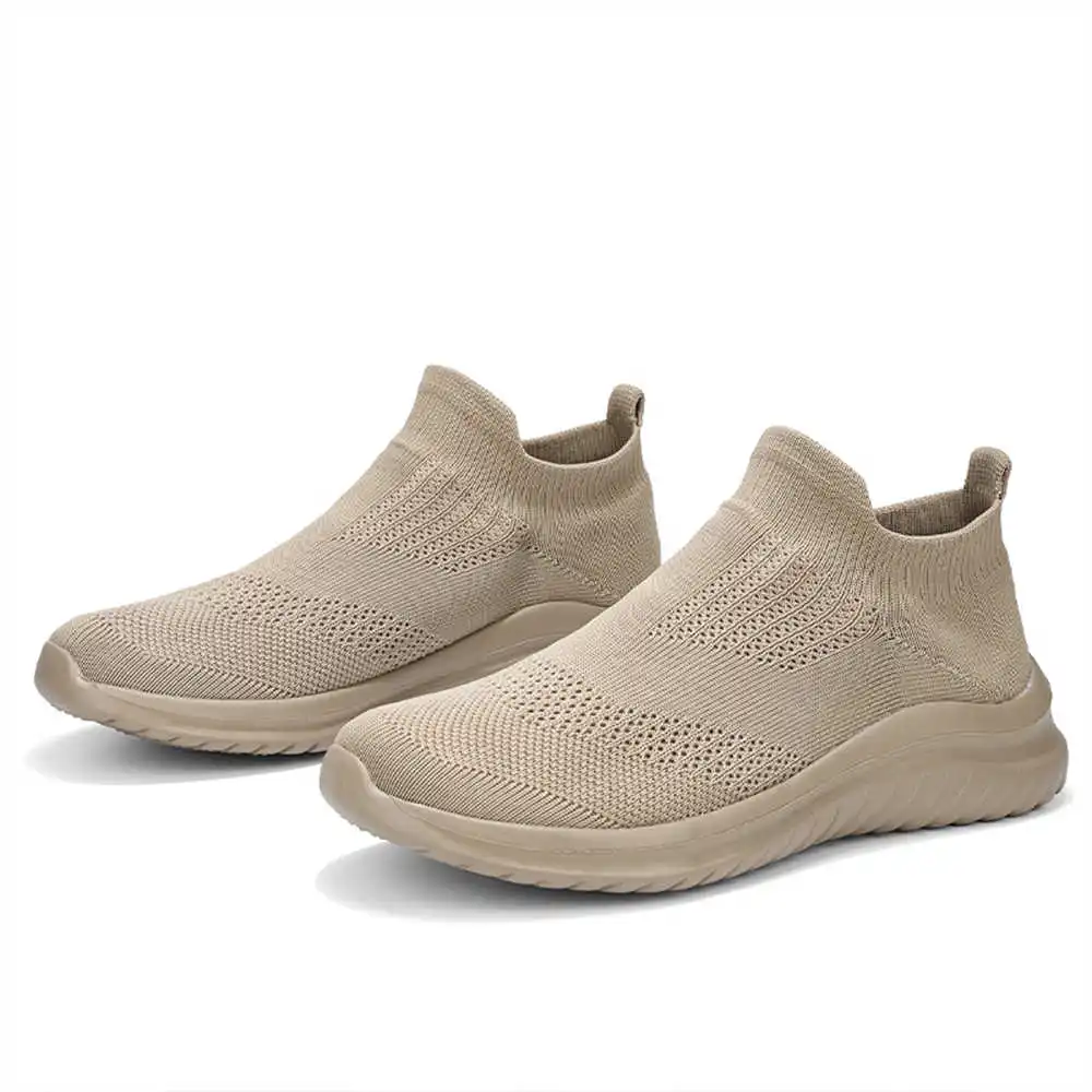 Beige Soft New Novelty Tennis  - Second Hand Men'S Formal Wear reseña y precio